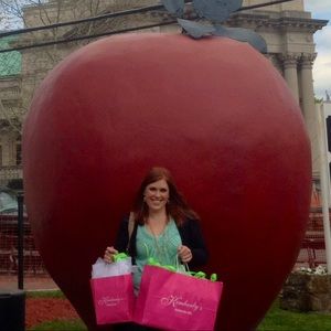 Meet your Posher, Amanda